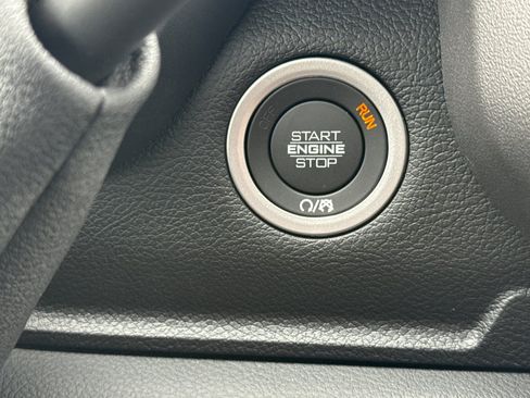 New 2026 RAM 2500 Laramie AWD/4WD image 21