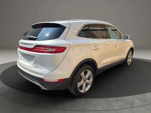 Used 2018 Lincoln MKC Premiere image 5