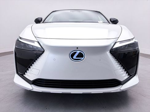 Used 2023 Lexus RZ 450e Premium w/ Technology Package AWD/4WD image 13