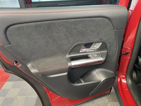 Used 2022 Mercedes-Benz GLA 250 4MATIC image 17