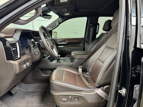 Used 2023 GMC Sierra 1500 Denali w/ Denali Reserve Package image 13