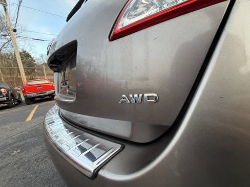 Used 2011 Nissan Murano S image 7