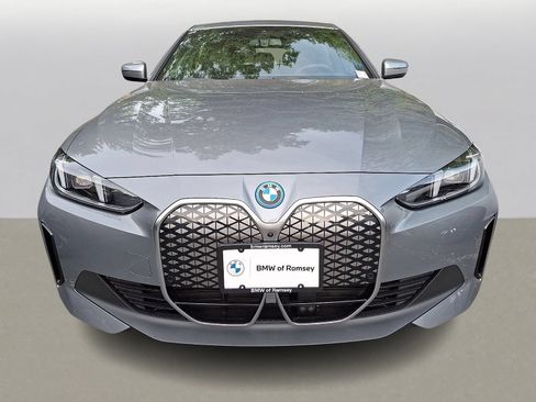 Used 2025 BMW i4 xDrive40i w/ Premium Package AWD/4WD image 2