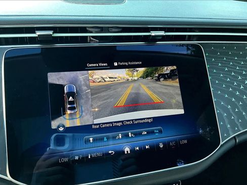 Used 2025 Mercedes-Benz E 350 Sedan w/ Winter Package image 27