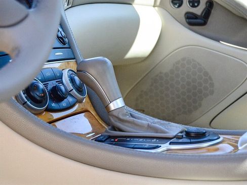 Used 2006 Mercedes-Benz SL 500 image 33