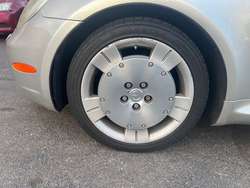 Used 2002 Lexus SC 430 Convertible RWD image 36