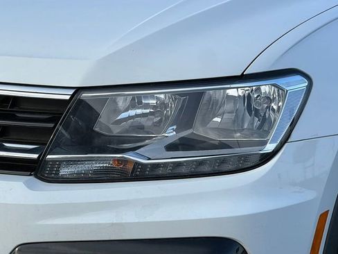 Used 2021 Volkswagen Tiguan SE R-Line image 39