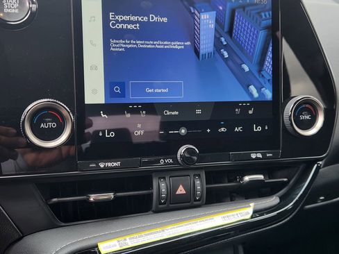 Used 2025 Lexus NX 250 FWD w/ Premium Package image 18