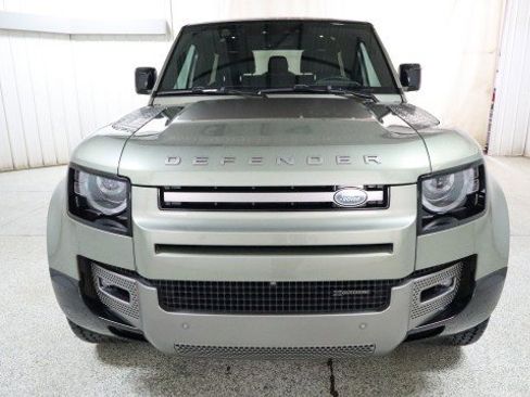 Used 2022 Land Rover Defender 90 X-Dynamic HSE image 7