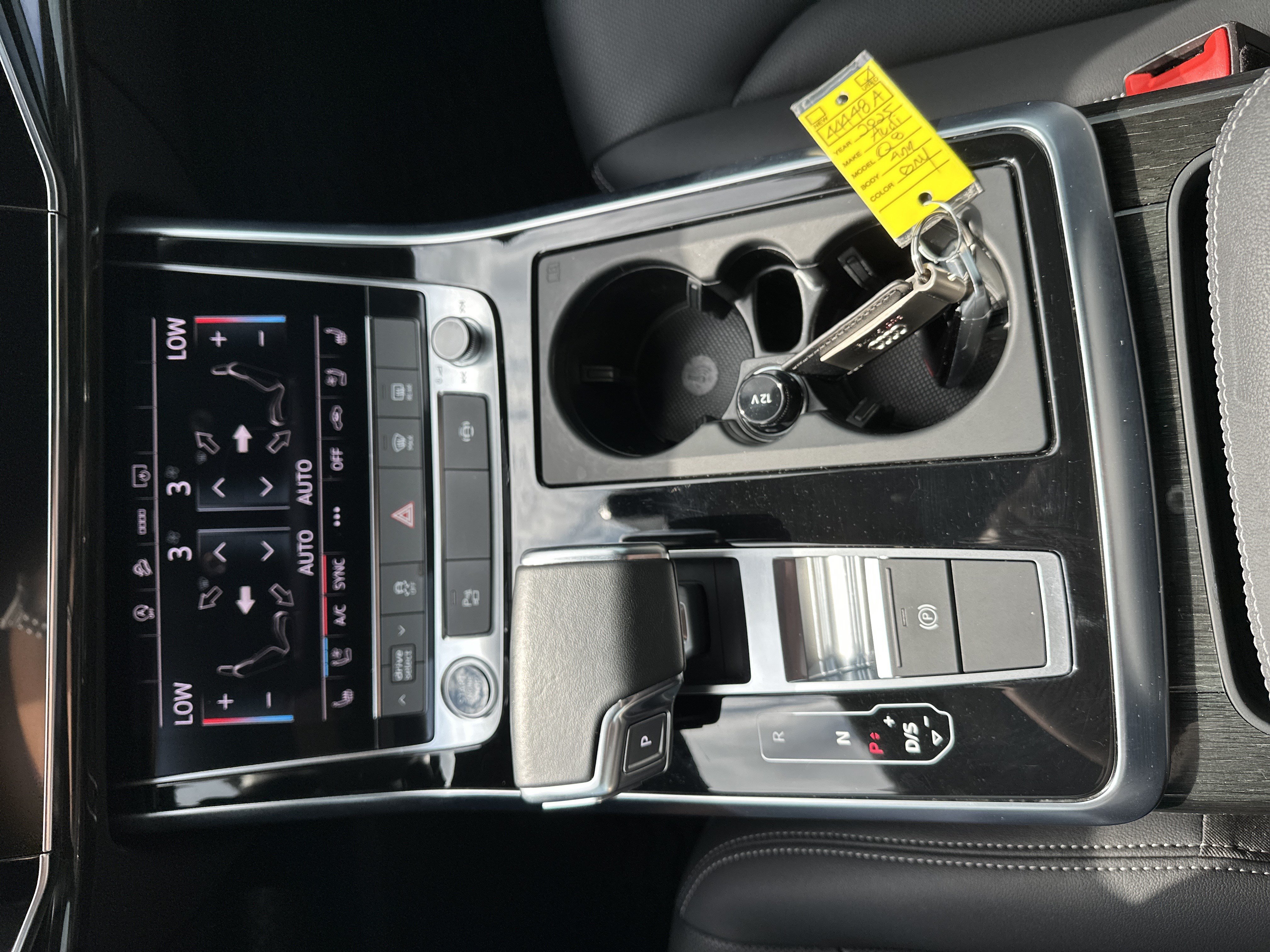 Used 2025 Audi Q8 Premium Plus AWD/4WD image 24