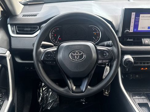 Used 2023 Toyota RAV4 LE image 13