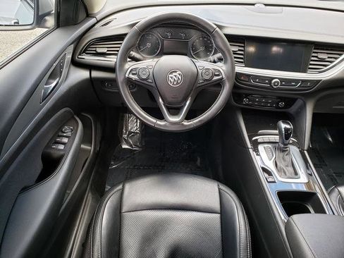 Used 2019 Buick Regal Preferred w/ Sights and Sounds Package image 15