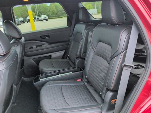 Used 2023 Nissan Pathfinder Rock Creek AWD/4WD image 15