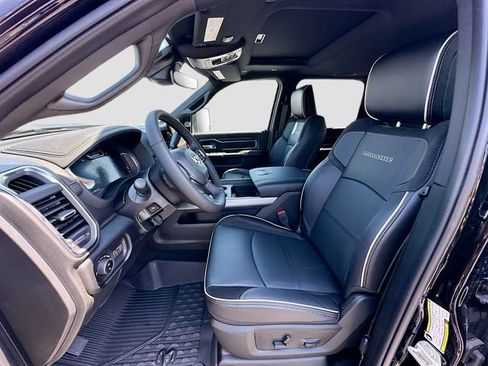 New 2026 RAM 2500 Laramie AWD/4WD image 16