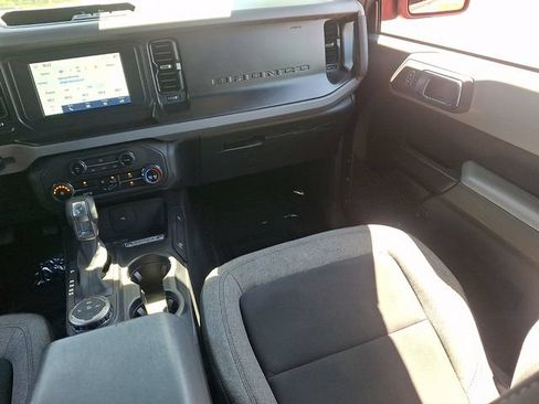 Certified 2023 Ford Bronco 4-Door AWD/4WD image 12