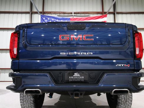 Used 2019 GMC Sierra 1500 AT4 w/ AT4 Premium Package AWD/4WD image 9