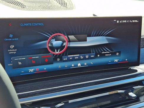 New 2026 BMW X5 M60i w/ Climate Comfort Package AWD/4WD image 16