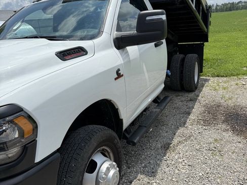 Used 2024 RAM 3500 Tradesman image 40