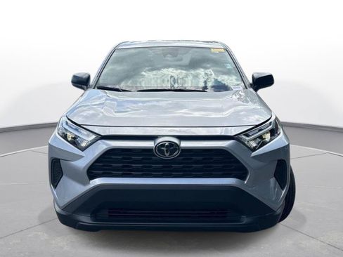 Certified 2025 Toyota RAV4 LE AWD/4WD image 3