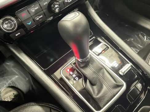 Used 2024 Jeep Compass Limited image 26