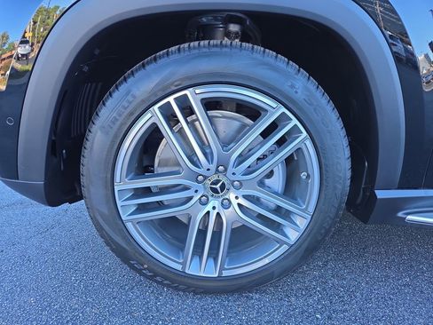 New 2026 Mercedes-Benz GLS 450 GLS 450 image 9