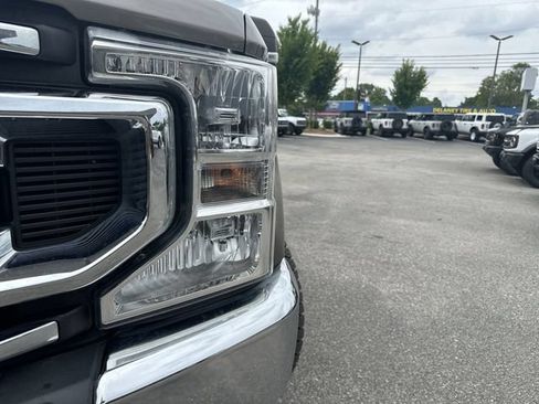 Certified 2022 Ford F250 XL w/ STX Appearance Package AWD/4WD image 9