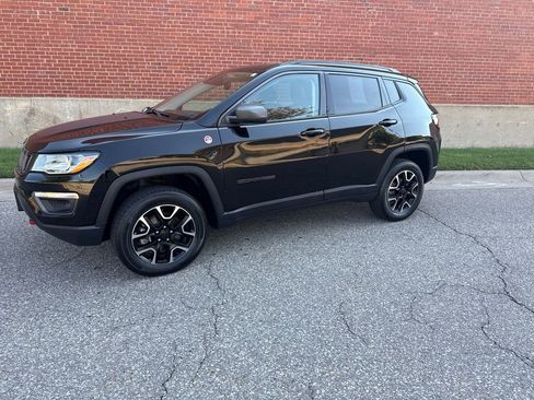 Used 2020 Jeep Compass Trailhawk image 1