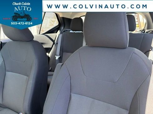 New 2025 Nissan Kicks Play S image 28