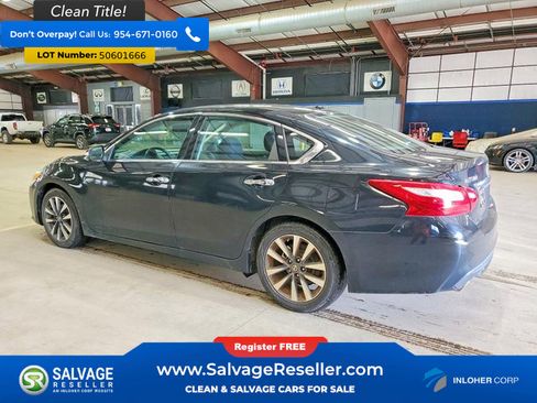 Used 2016 Nissan Altima 2.5 SV w/ Convenience Package image 3