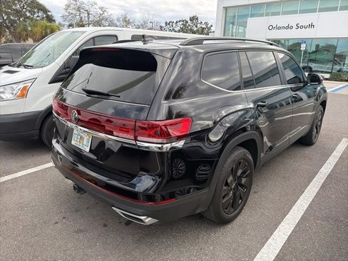 Certified 2024 Volkswagen Atlas SE image 6