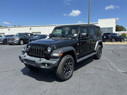 Used 2021 Jeep Wrangler Unlimited Sport image 3