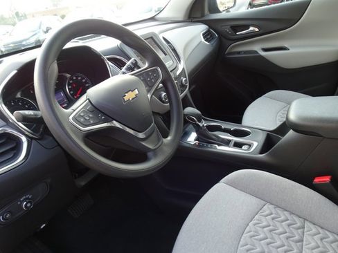 Certified 2022 Chevrolet Equinox LS w/ LS Convenience Package image 12