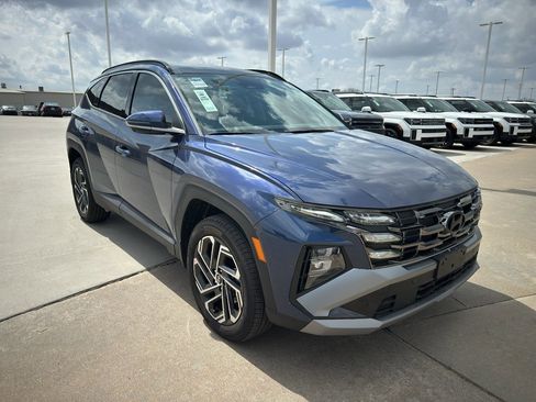 New 2026 Hyundai Tucson Limited AWD/4WD image 2