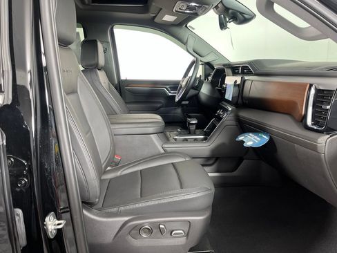 Used 2025 GMC Sierra 1500 Denali w/ Denali Reserve Package AWD/4WD image 6