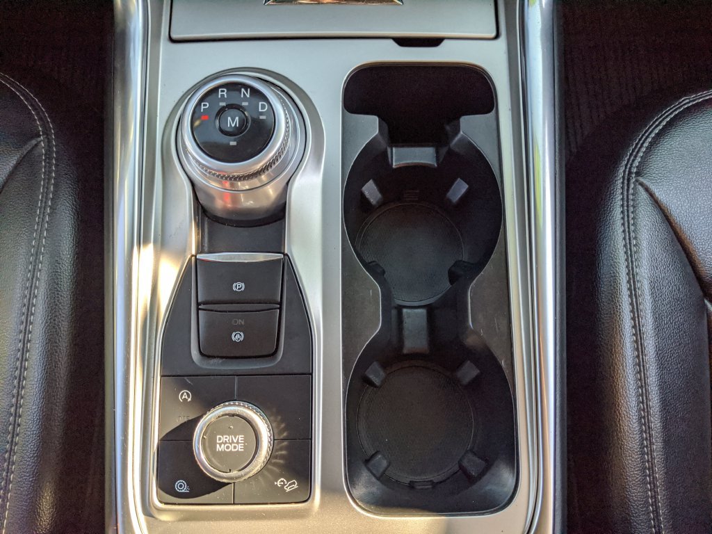 Certified 2020 Ford Explorer XLT w/ Equipment Group 202A AWD/4WD image 9