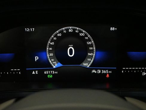 Used 2023 Volkswagen Taos SE FWD image 16