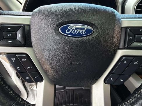 Used 2018 Ford F150 Lariat AWD/4WD image 11
