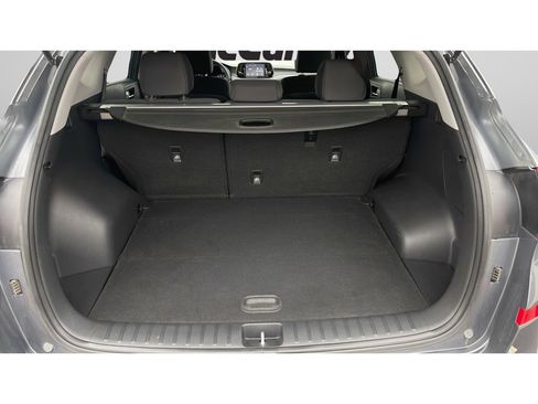 Used 2019 Hyundai Tucson SE image 24