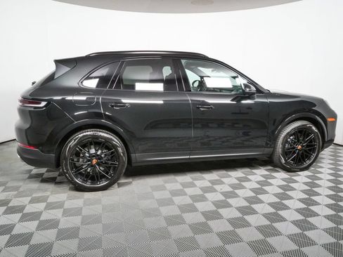 New 2026 Porsche Cayenne AWD/4WD image 33