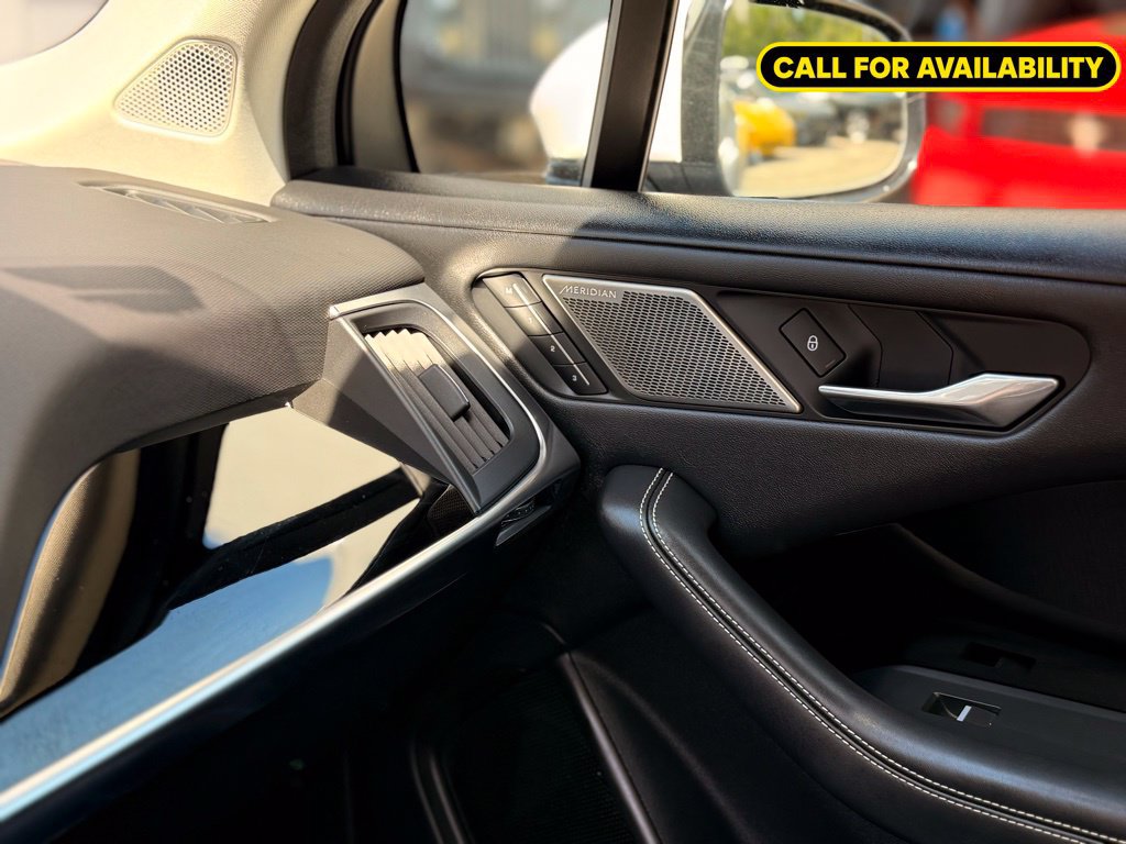 Used 2020 Jaguar I-PACE SE AWD/4WD image 15