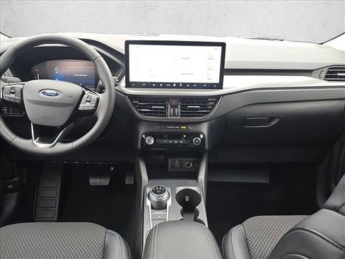 Used 2024 Ford Escape SE image 17