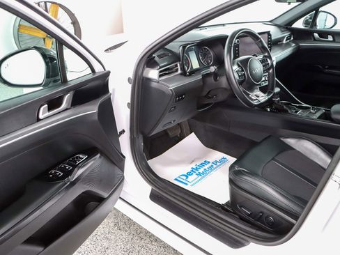 Used 2022 Kia K5 GT-Line w/ GT-Line FWD Premium Package image 3