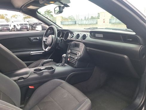 Used 2016 Ford Mustang Convertible w/ Equipment Group 051A image 16