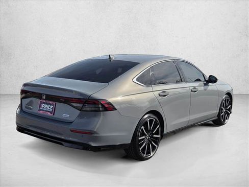 Used 2025 Honda Accord Touring image 5