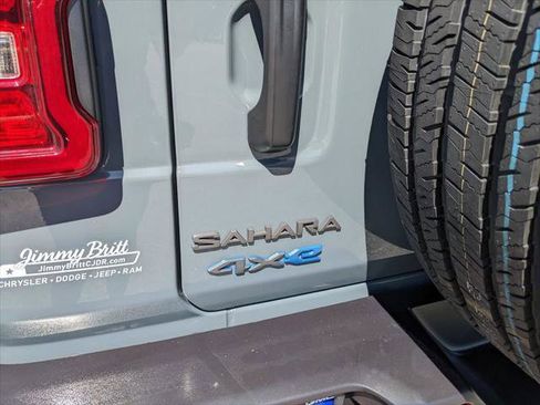 Certified 2025 Jeep Wrangler Unlimited Sahara AWD/4WD image 23