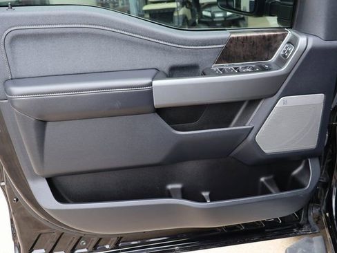 Certified 2025 Ford F350 Lariat w/ Chrome Package AWD/4WD image 23