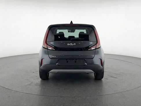 Used 2025 Kia Soul LX w/ LX Technology Package FWD image 7