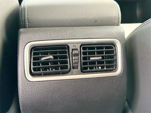 Used 2017 Nissan Altima 2.5 SL image 19