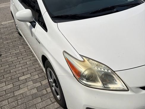 Used 2015 Toyota Prius Two FWD image 12