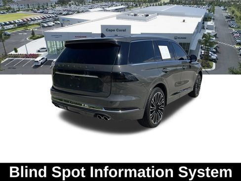 Used 2022 Lincoln Aviator Black Label w/ Dynamic Handling Package AWD/4WD image 6